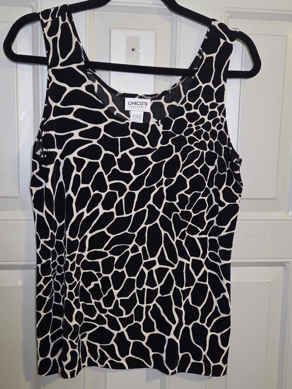 Chico's Travelers Black and White Floral Print Tank